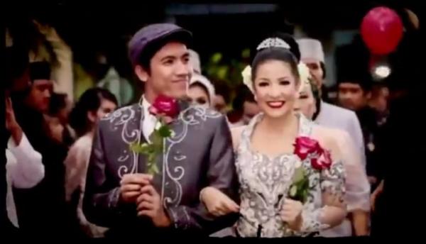 4 Potret lawas pernikahan Desta dan Natasha Rizky. (Foto: instagram)