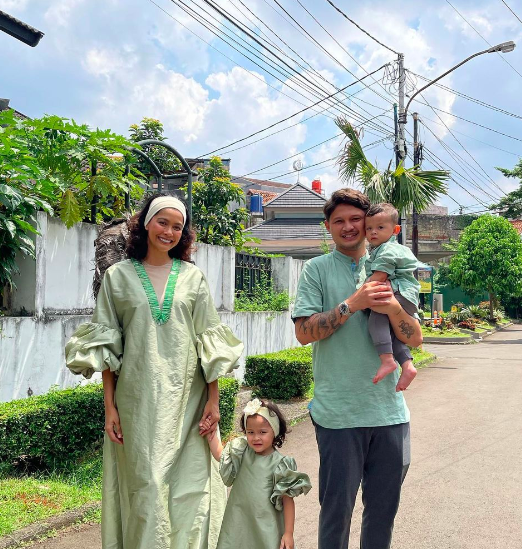 Artis Nikah dengan Pesepakbola. (Foto: instagram)