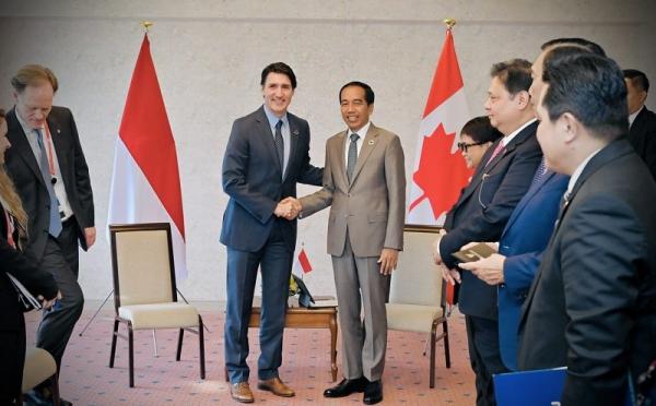 Presiden Jokowi Bahas Kerja Sama Ekonomi hingga Kondisi Myanmar Bersama PM Kanada Trudeau