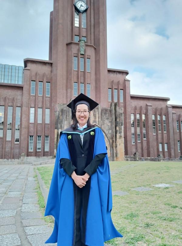 Dwina Juliana Mahasiswi S2 di Jepang yang gemar makan soto ayam. (foto: istimewa)