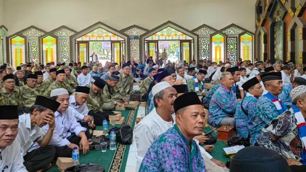 Gelar Manasik Haji di Soreang Bandung, Kemenag: 67.000 Calhaj Indonesia Berusia di Atas 75 Tahun