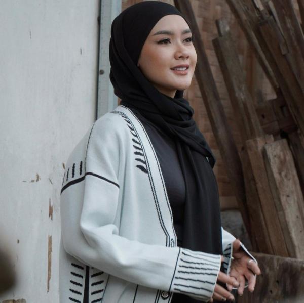 Artis yang Menikah Muda lalu Bercerai. (Foto: instagram)