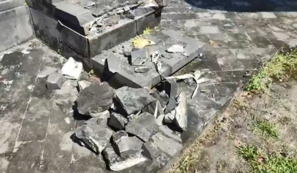 Dampak Gempa Buleleng Hari Ini, Bangunan Pelinggih Pura Rusak