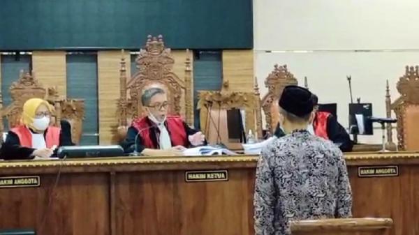 Eks Rektor Unila Karomani Divonis 10 Tahun Penjara, Ini yang Memberatkan dan Meringankan
