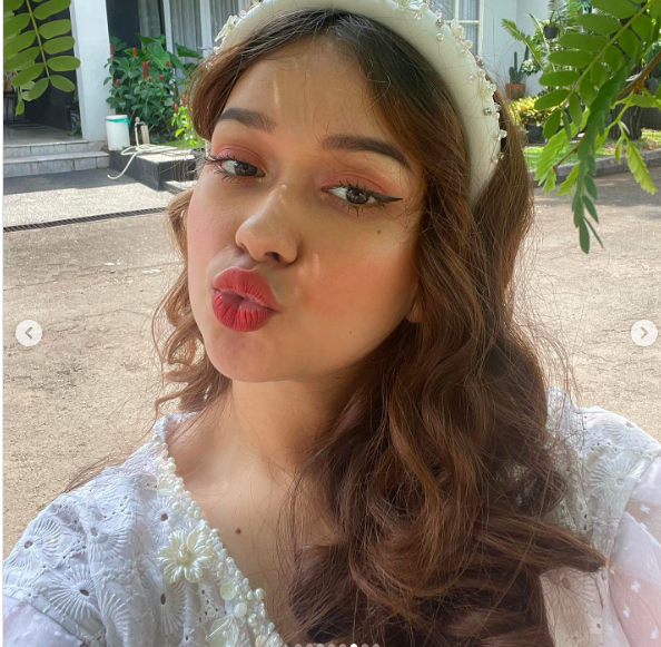 Potret cantik Rebecca Klopper. (Foto: instagram)