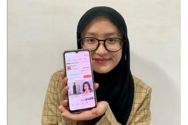 Sempat Viral Kini Adinda Resmi Terima Mobil Agya Dari Flash Sale Rp