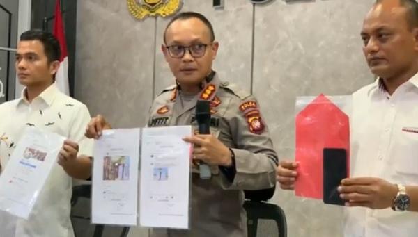 Polda Kalbar mengungkap kasus berita bohong pengobatan Ida Dayak. (Foto: Uun Yuniar)