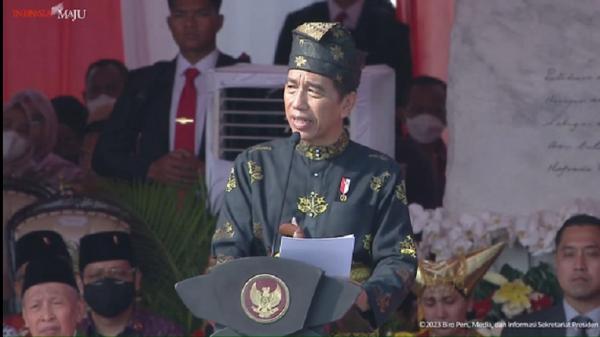 Upacara Hari Lahir Pancasila, Presiden Jokowi Kenakan Pakaian Adat Kesultanan Deli dan Wapres Ma’ruf Amin Adat Melayu