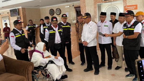 Menko PMK Soroti Toilet yang Sering Bermasalah saat Wukuf di Arafah: Nanti Saya Cek