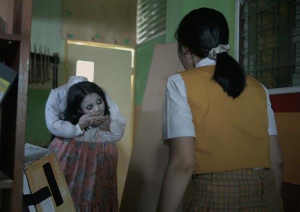 Penampakan Hantu Kepala Buntung Bikin Geger Sekolah, Saksikan di Iiihhh Serrreemm Episode 2 Penampakan Hantu Kepala Buntung Bikin Geger Sekolah, Saksikan di Iiihhh Serrreemm Episode 2