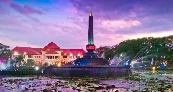 Persediaan LPG 3 kilogram (kg) di beberapa pedagang eceran di Kota Malang mulai langka. Kelangkaan terjadi mulai beberapa hari terakhir. (Foto: Avirista Midaada/ MPI)