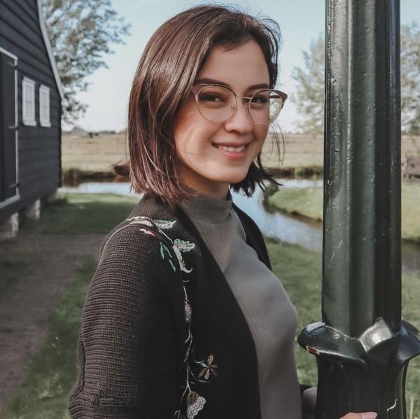 Artis yang Dikira Mualaf. (Foto: Instagram)