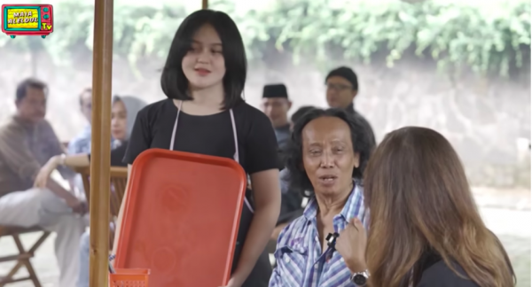 Anak gadis Mandra cantik. (Foto: YouTube)