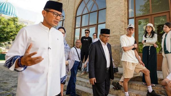 Sandiaga Uno Kunjungi Masjid Tilla Syeikh Tempat Soekarno Salat Di Uzbekistan