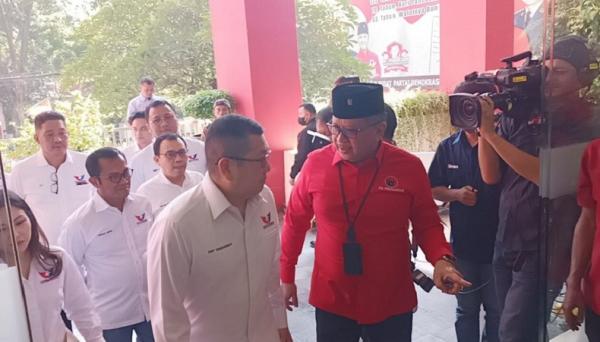 Ketua Umum Partai Perindo Hary Tanoesoedibjo tiba di Kantor DPP PDIP, Menteng, Jakarta Pusat pada hari ini Jumat (9/6/2023). (Foto MPI).