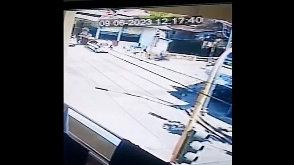 Terekam Cctv Pencuri Gasak Uang Rp50 Juta Di Mobil