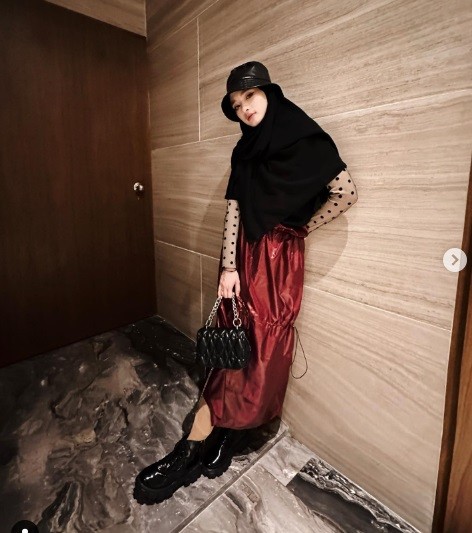 Potret OOTD Inara Rusli. (foto: instagram)