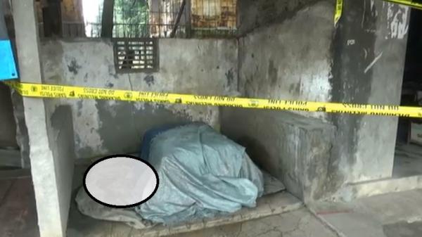 TKP temuan mayat di Tangerang Polisi menyelidiki temuan mayat pria di lapak penjual es balok di Desa Suka Asih, Kecamatan Pasar Kemis, Kabupaten Tangerang, Banten, Sabtu (17/6/2023). (Foto: Aimar Rani).