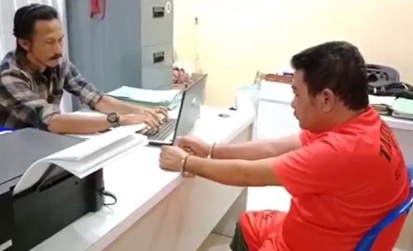 Penikam Polisi Buton Utara Dahlan alias La Dola ditangkap usai menikam Briptu LB. (Foto: Andhy Eba)