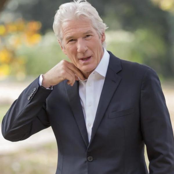 Screenshot 20230619 063746 Instagram Deretan artis lawas punya anak di usia lebih 60 tahun. (Foto: instagram)