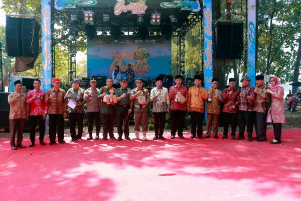 Jajaran Pemerintha Kabupaten Kaur dalam Kharisma Event Nusantara Festival Gurita 2023. (Foto: dok Pemkab Kaur)