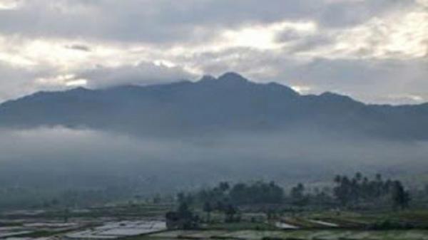 GUNUNG CAKRABUANA Gunung Cakrabuana. (FOTO: ISTIMEWA)