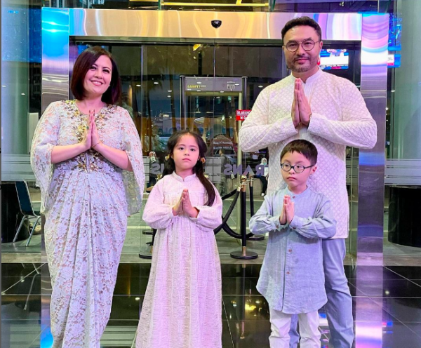 Screen Shot 2023 06 26 At 08 18 42 Artis punya anak kembar. (Foto: instagram)