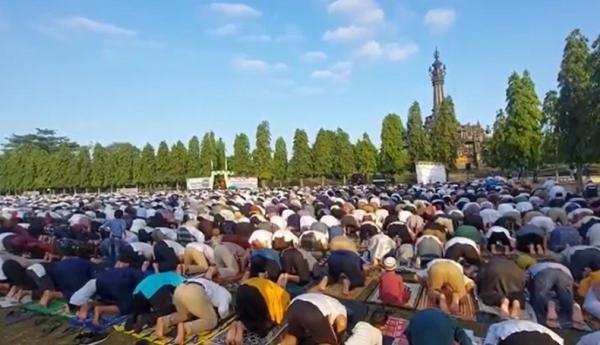 Sholat Idul Adha di Lapangan Renon Denpasar, Rabu 28 Juni 2023. (Foto : Fery Fadly) 