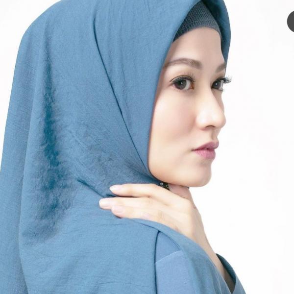 Screenshot 20230705 054951 Instagram Artis lawas dikenal seksi di eranya kini hijrah. (Foto: instagram)