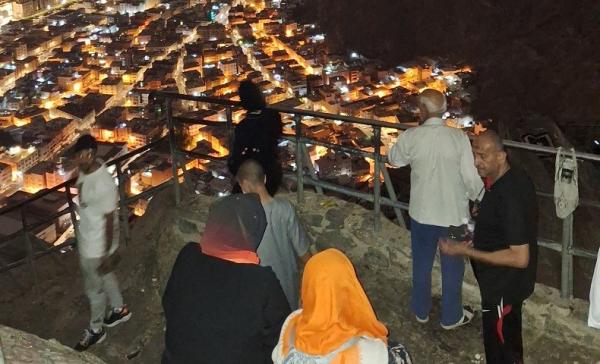 Gua Hira Pemandangan Kota Madinah dari Gua Hira (Foto: Sucipt)