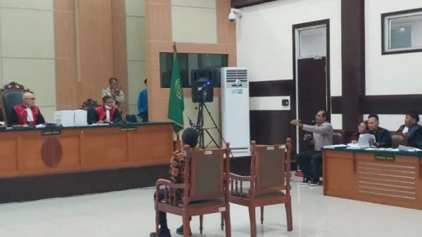Debat Panas Haris Azhar dengan Saksi Ahli di Sidang Kasus Pencemaraan Nama Baik Luhut