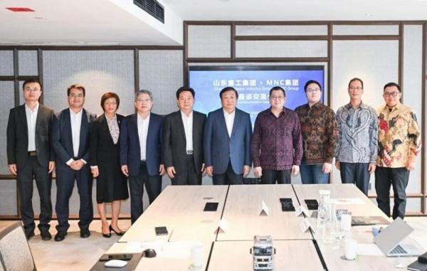 Pertemuan Executive Chairman MNC Group, Hary Tanoesoedibjo, dan CEO Weichai Group asal China, Tan Xuguang. (Foto: dok iNews)