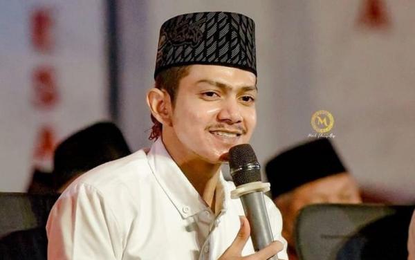 Profil Dan Biodata Habib Zaidan Pria Tampan Bersuara Merdu Yang Jadi