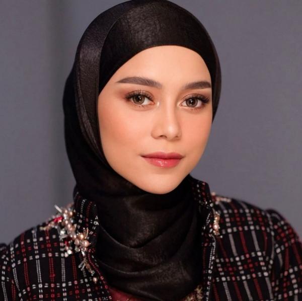 WhatsApp Image 2023 08 06 At 7 11 53 AM Artis punya rumah mewah di tengah sawah. (Foto: Instagram)