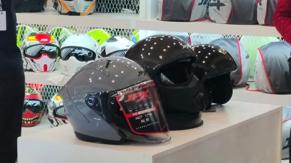 Helm JPX 2