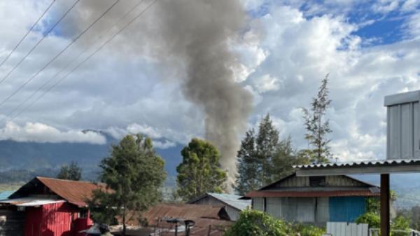 Brutal, KKB Selain Bakar Rumah Warga dan Tower Telkomsel juga Muntahkan Rentetan Tembakan