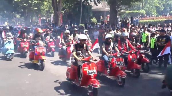 Ridwan Kamil Lepas Ribuan Skuter Kirab Merah Putih HUT Ke-78 Kemerdekaan RI