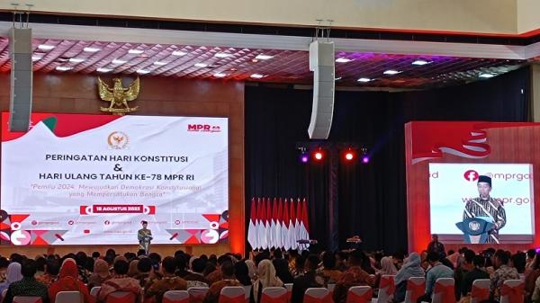 Presiden Jokowi: Jangan Terlalu Banyak Aturan yang Membelenggu