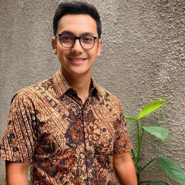 Artis lawas paling ganteng. (foto: Instagram)