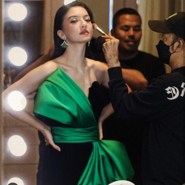 Potret cantik Raline Shah auranya seperti bintang Hollywood. (Foto: instagram)