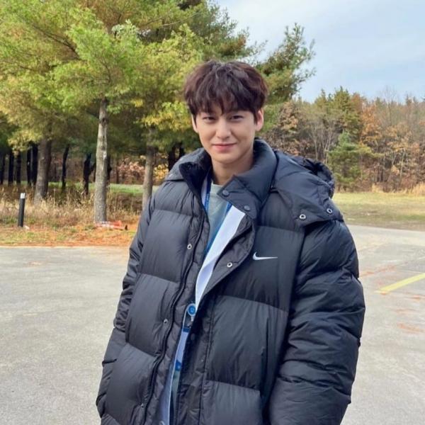 Potret aktor tampan Korea Selatan Kim Bum. (Foto: Instagram)
