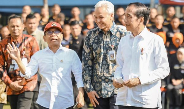 Bikin Program SMKN Gratis, Ganjar Pranowo Dipuji Presiden Jokowi