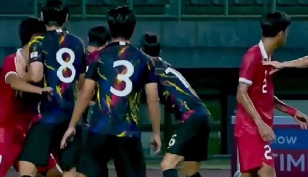 Timnas Indonesia U-17 Vs Korsel Timnas Indonesia U-17 kalah 0-1 dari Korea Selatan U-17 pada uji coba di Stadion Patriot Candrabhaga, Bekasi, 30 Agustus 2023. (Foto: Ist)