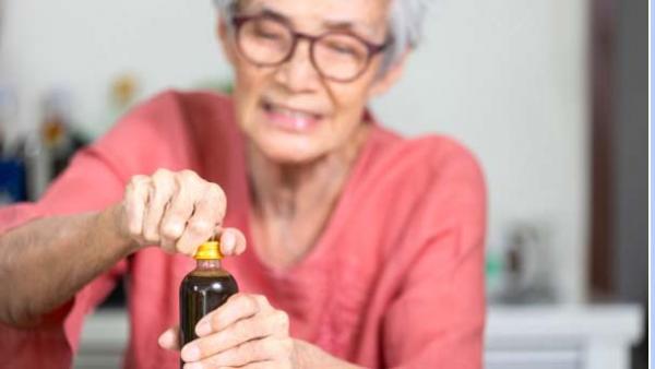 Obat Batuk hitam aman untuk radang tenggorokan. 