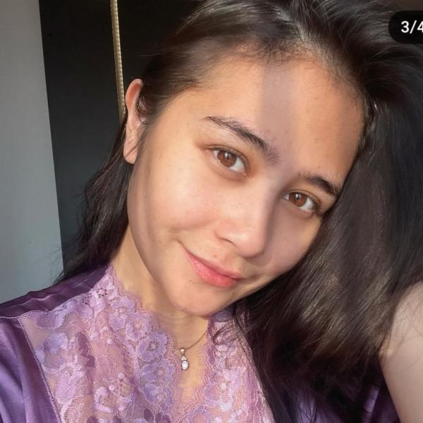 Intip potret Prilly Latuconsina saat bangun tidur. (foto: Instagram)