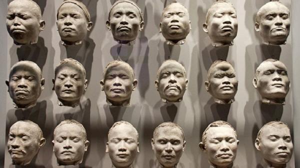 Asal Usul Orang Nias, Gips wajah orang Nias dipamerkan di Museum Rijks, Amsterdam (Foto: Dok Museum Nias Org)