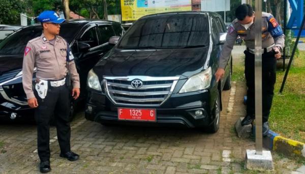 Pemkab Bogor Pastikan Mobil Pelat Merah yang Tabrak Pemotor Bukan Kendaraan Dinasnya