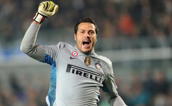 Julio Cesar Drawing Piala Dunia U-17 2023 di Indonesia dipimpin legendaris Inter Milan dan Juventus. (Foto: Football Italia)