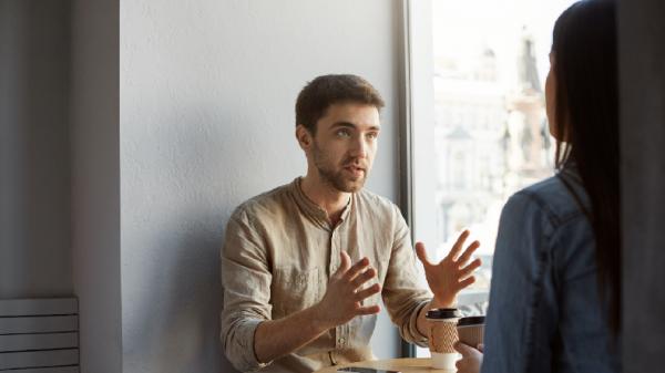 30 Pertanyaan Deep Talk dengan Teman, Bisa Memperkuat Hubungan Persahabatan