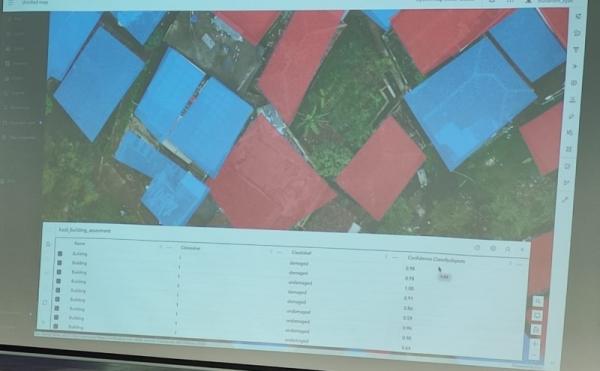 Esri Geospasial 2 Salah satu contoh pemanfaatan GIS untuk penanganan bencana. (Foto: MPI/Rizal Bomantama)